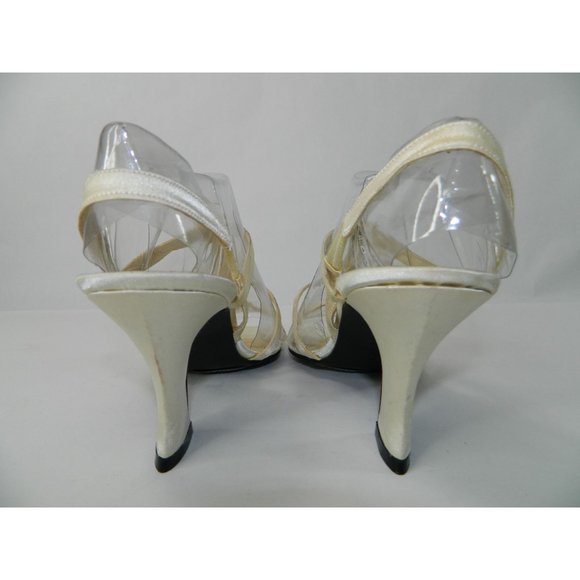 Caparros Size 8.5B Cream Heel Sandals Gold Lion Medusa Button Accent VersaceVibe - Picture 5 of 11